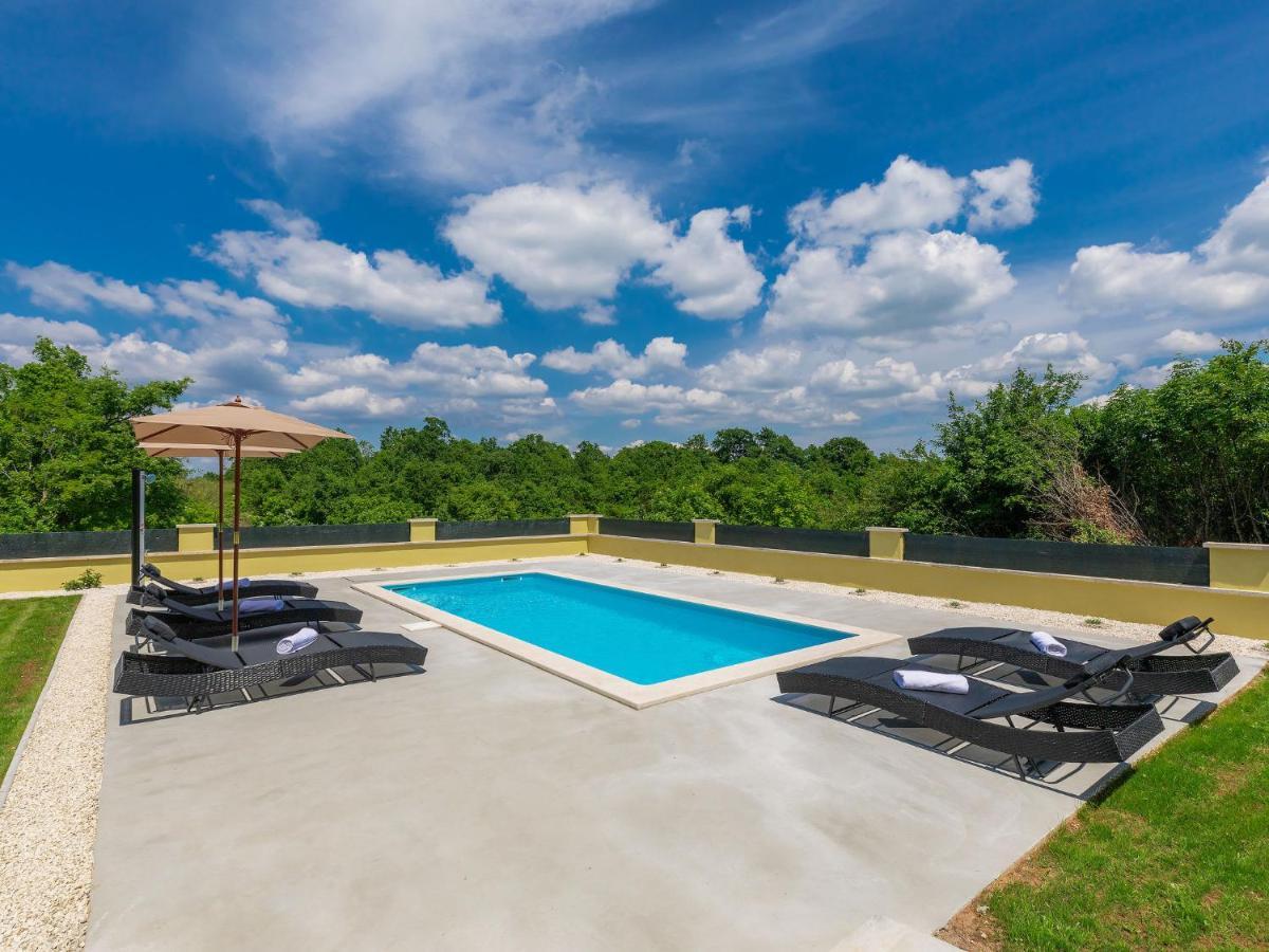 Holiday Home Villa Aniva By Interhome Zminj Ngoại thất bức ảnh